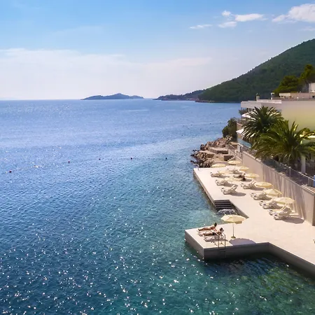 Aminess Younique Lume Брна