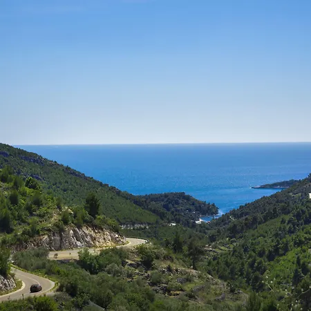 Aminess Younique Lume Отель Брна