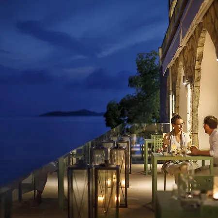 Aminess Younique Lume Отель 4*