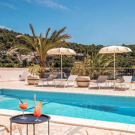 Aminess Younique Lume Brna